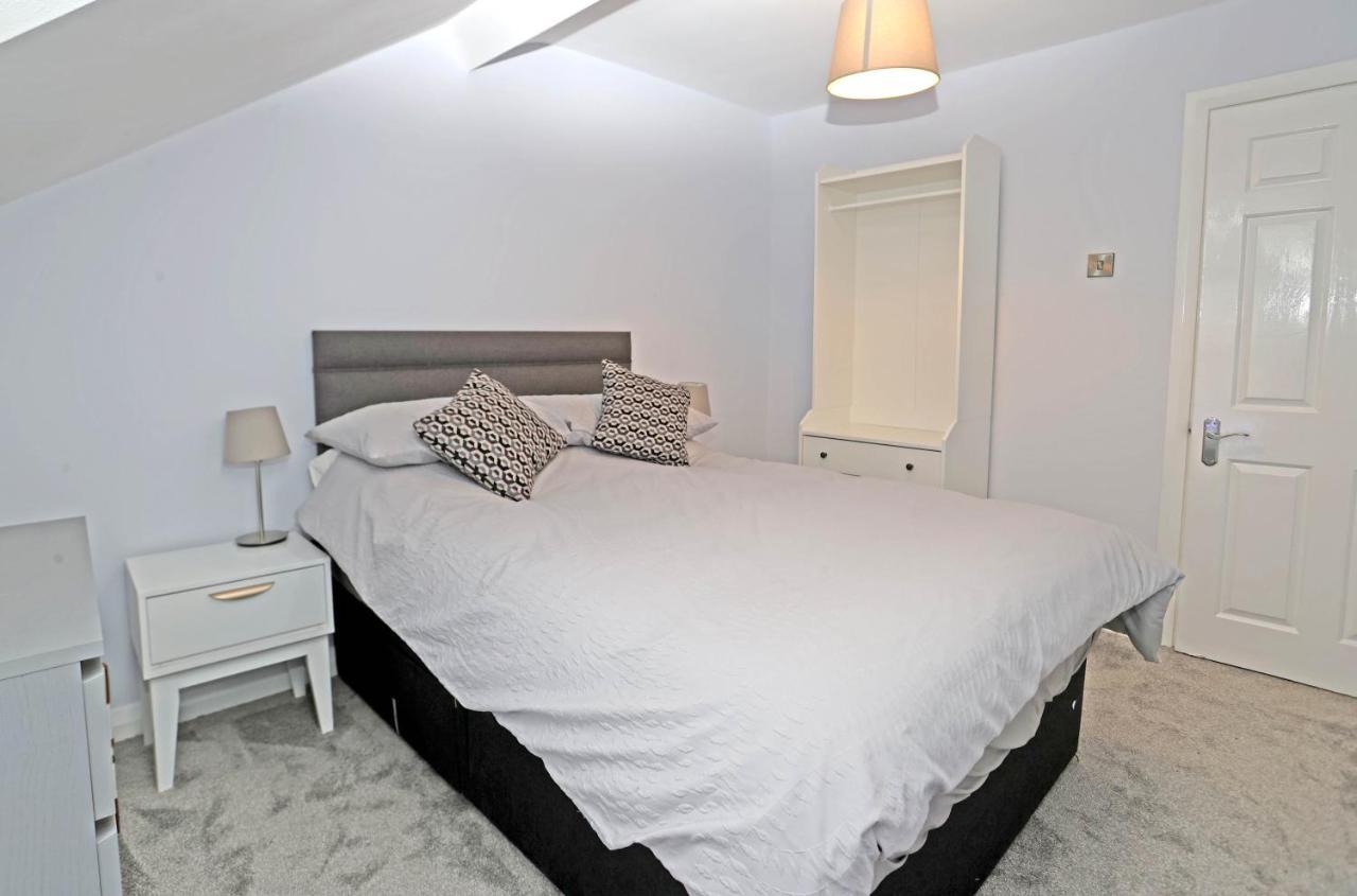 Entire Penthouse Apartment With Sea Views Portrush Exterior foto